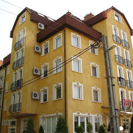 Hotel Happy Apartments บูดาเปสต์ ภายนอก รูปภาพ