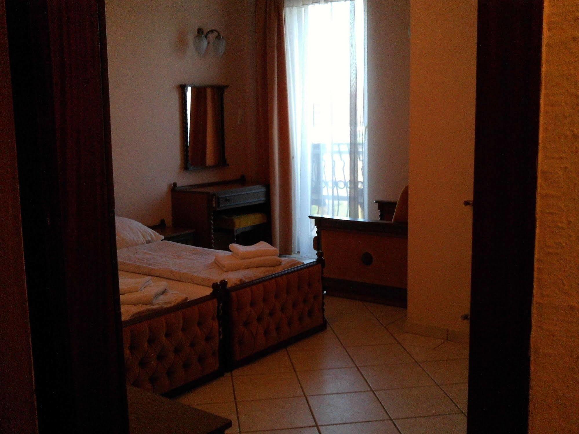 Hotel Happy Apartments บูดาเปสต์ ภายนอก รูปภาพ